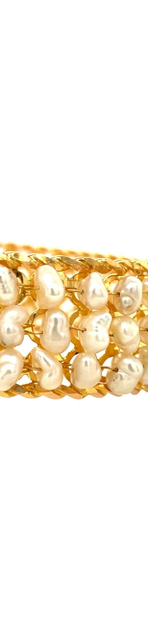 Vintage 20K Gold Bangle with Pearl